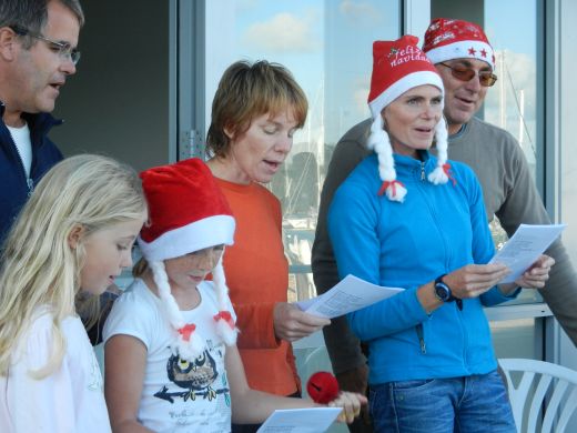 Xmas Carols - der harte Kern von MADRONA und PEGASUS of JERSEY