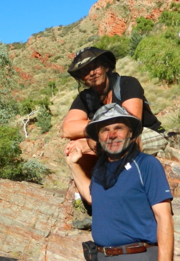 Ormiston Gorge. Manchmal ist Fliegenschutz unerlässlich!